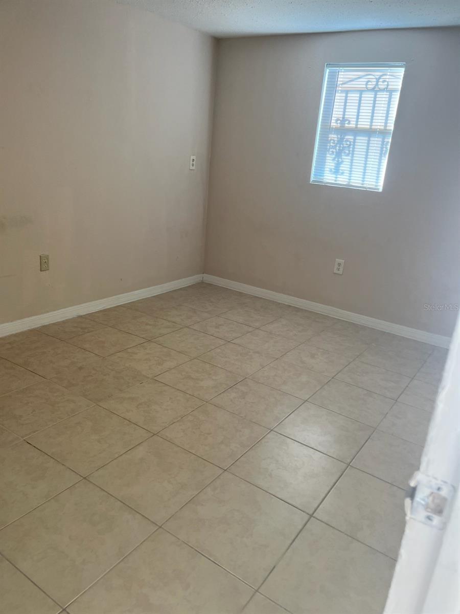 Image 15 of 20 For 9219 28th Street