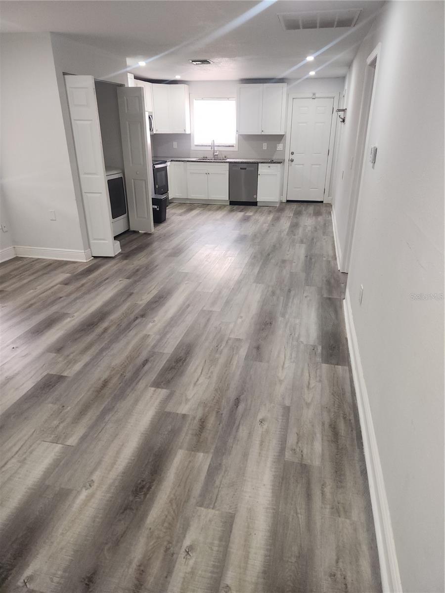 Image 6 of 14 For 9219 28th Street