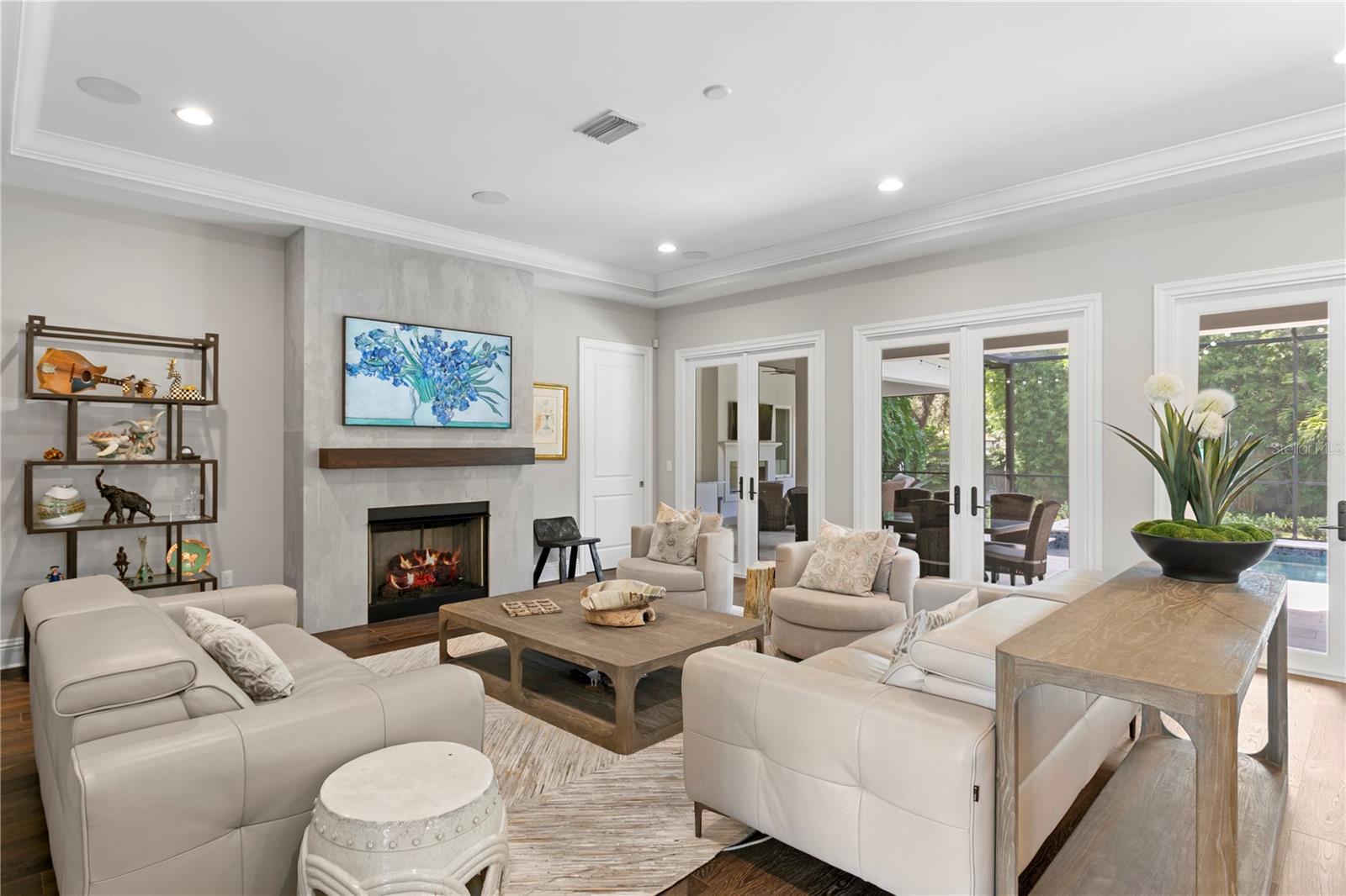 Image 24 of 66 For 4511 Swann Avenue