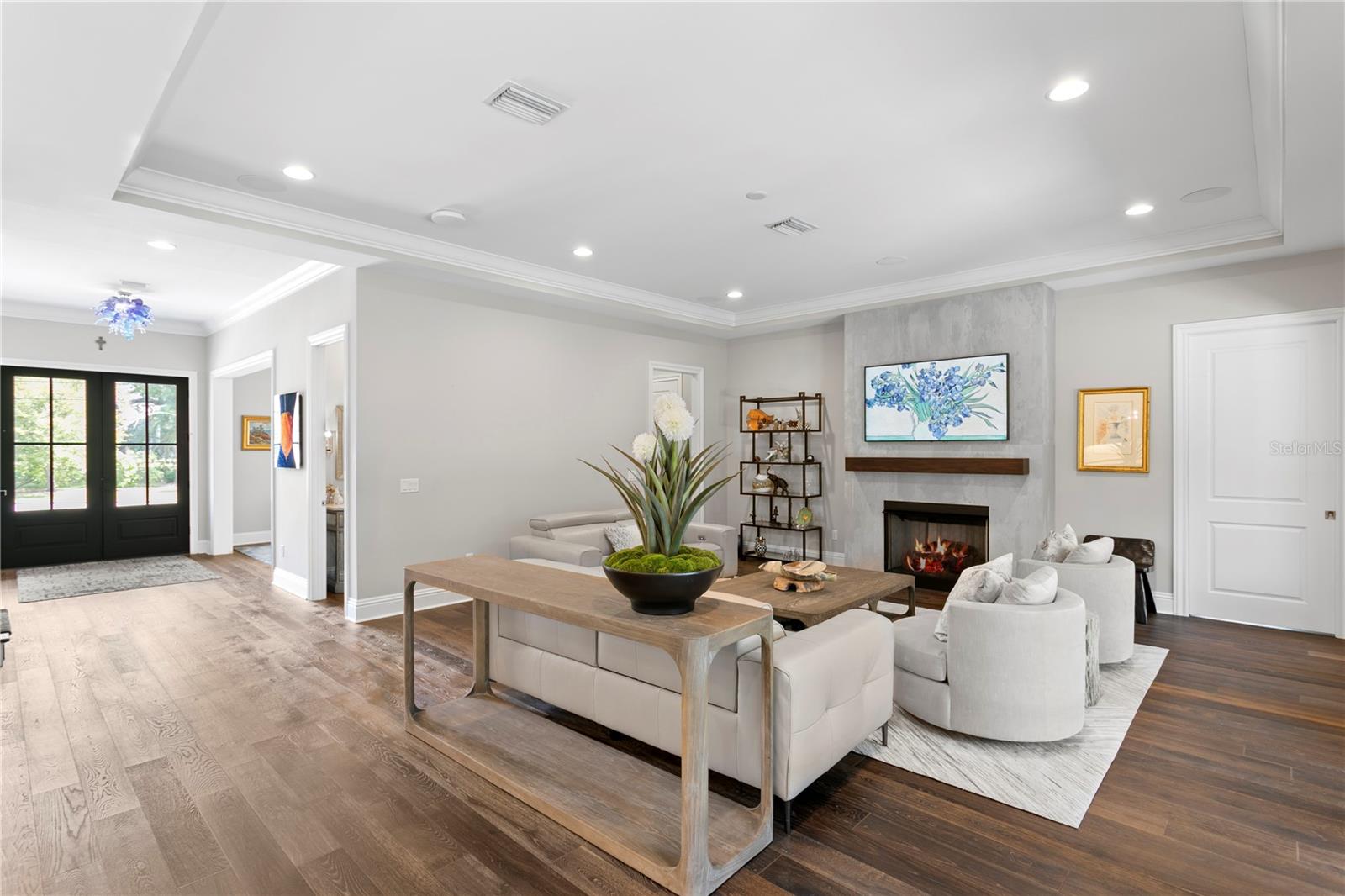 Image 25 of 66 For 4511 Swann Avenue