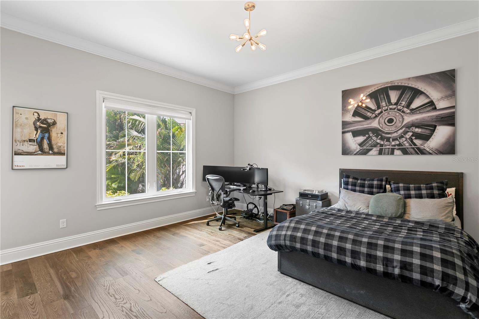 Image 26 of 66 For 4511 Swann Avenue