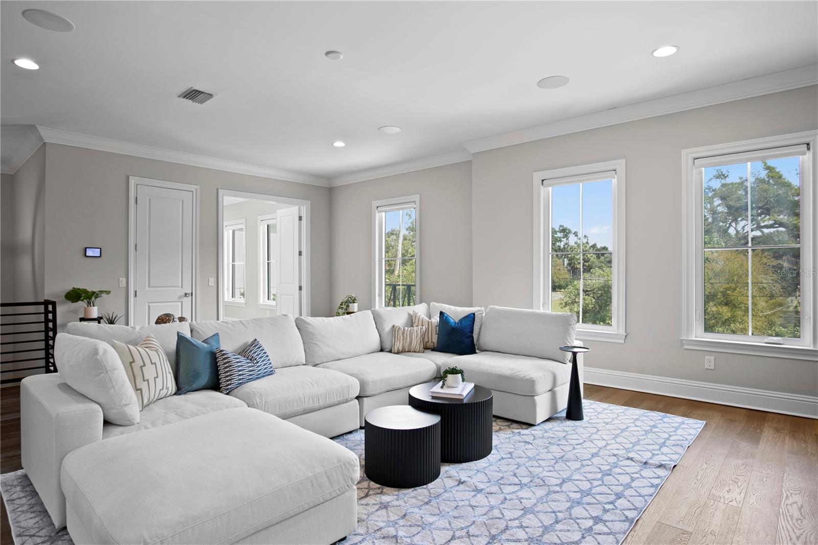 Image 31 of 66 For 4511 Swann Avenue