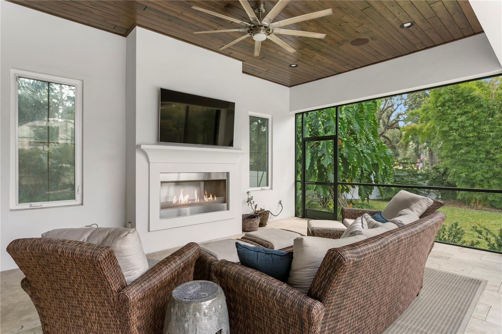 Image 45 of 66 For 4511 Swann Avenue