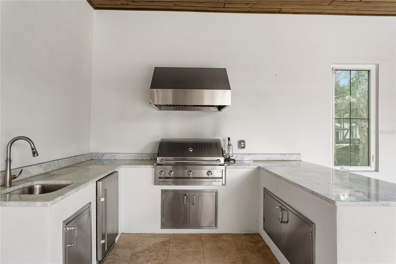 Image 47 of 66 For 4511 Swann Avenue