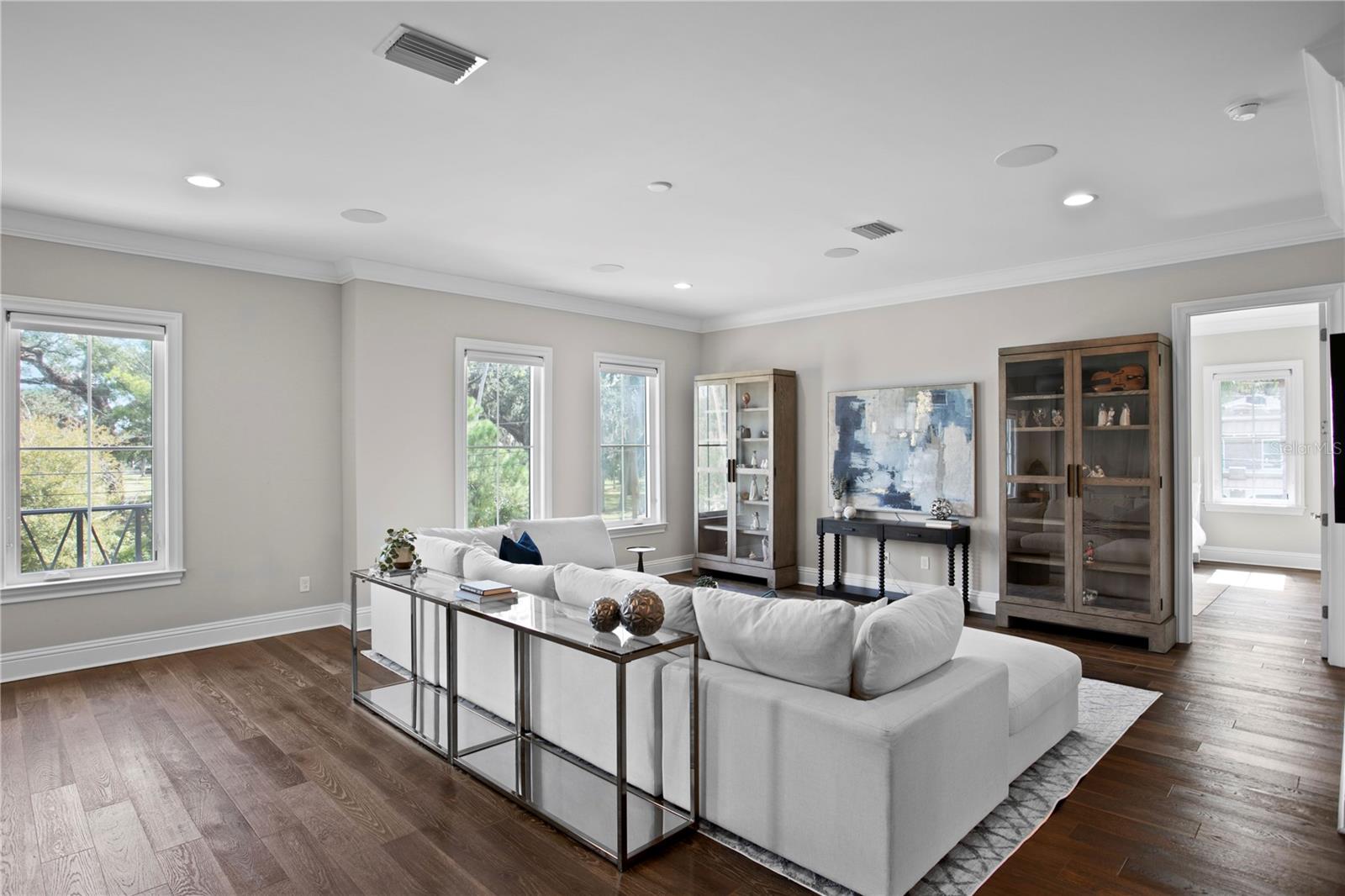 Image 9 of 66 For 4511 Swann Avenue