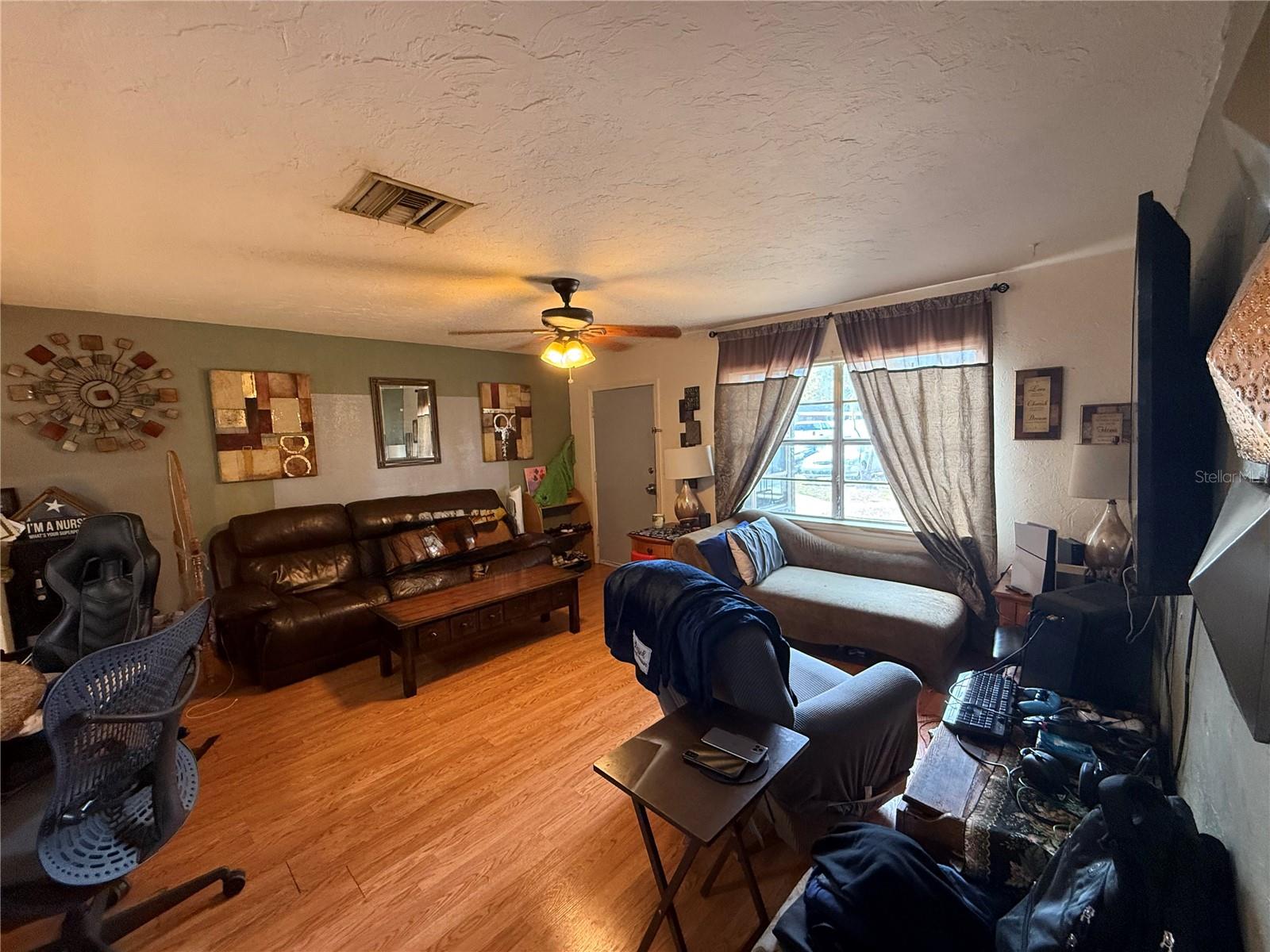 Image 4 of 12 For 15717 Morgan Street