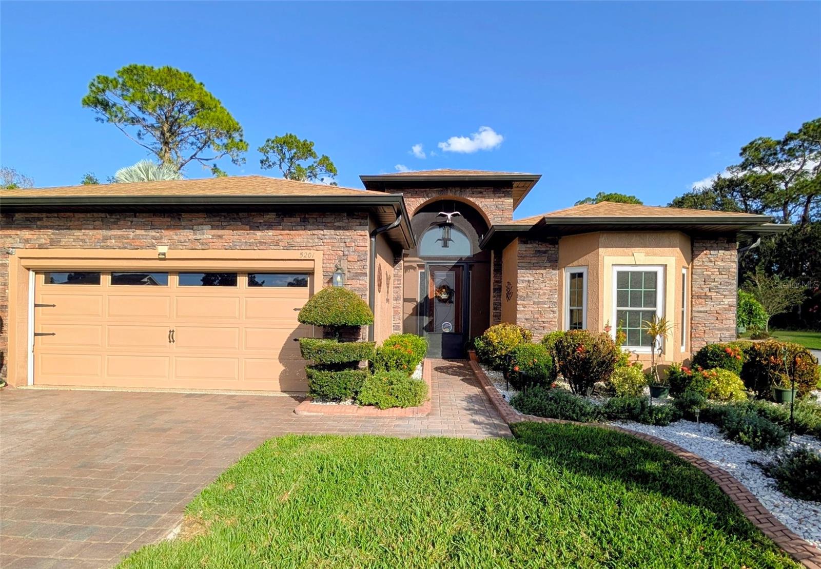 Details for 5201 Green Drive, WINTER HAVEN, FL 33884