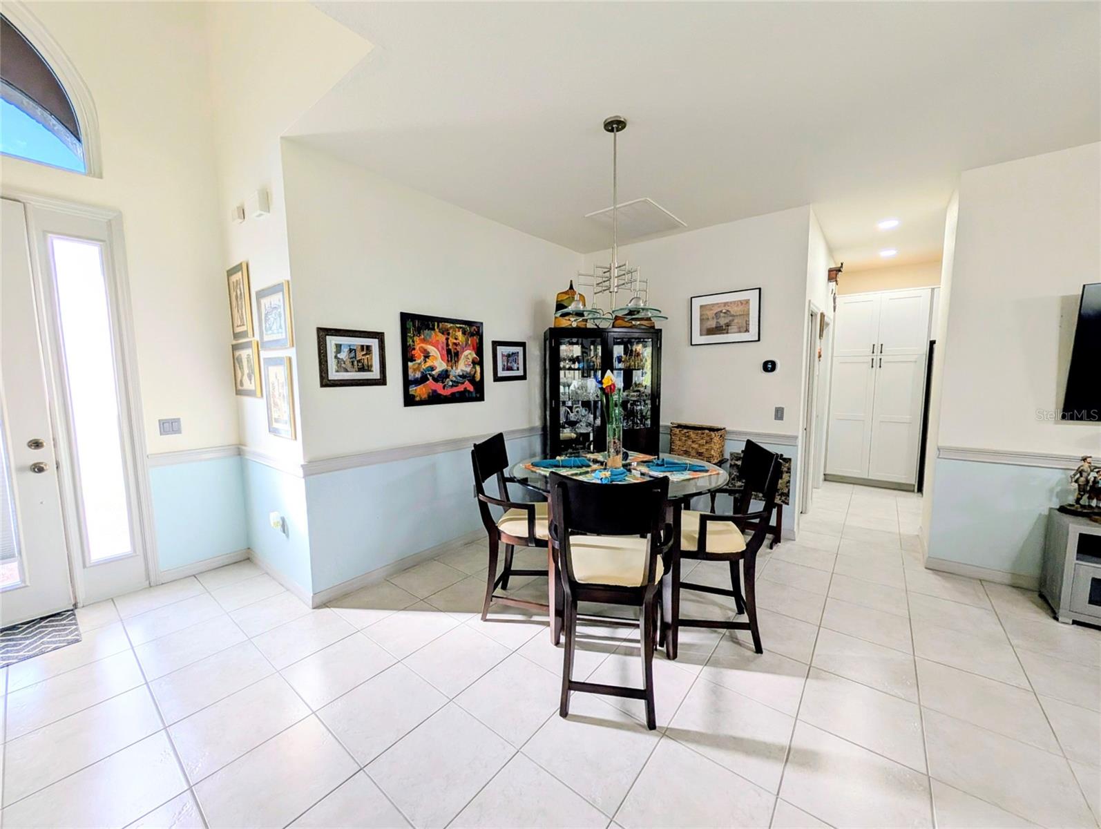 Image 11 of 66 For 5201 Green Drive