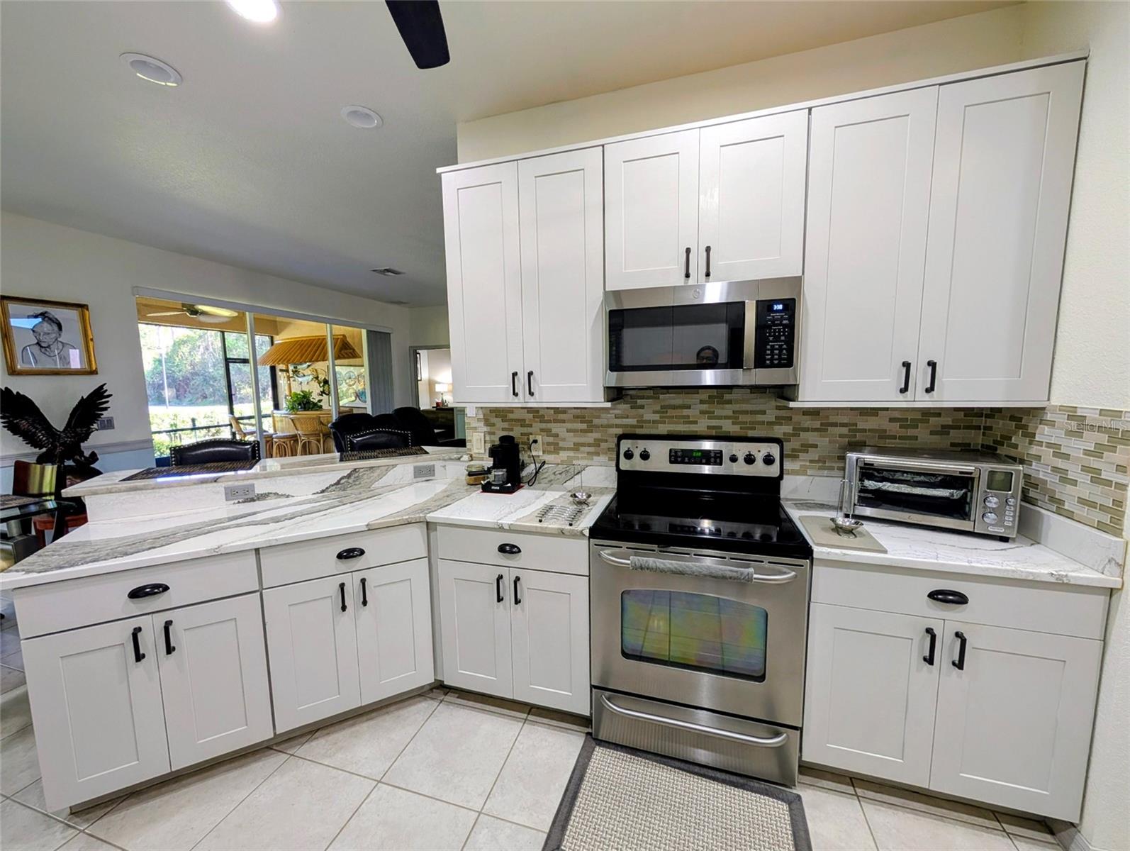 Image 12 of 66 For 5201 Green Drive