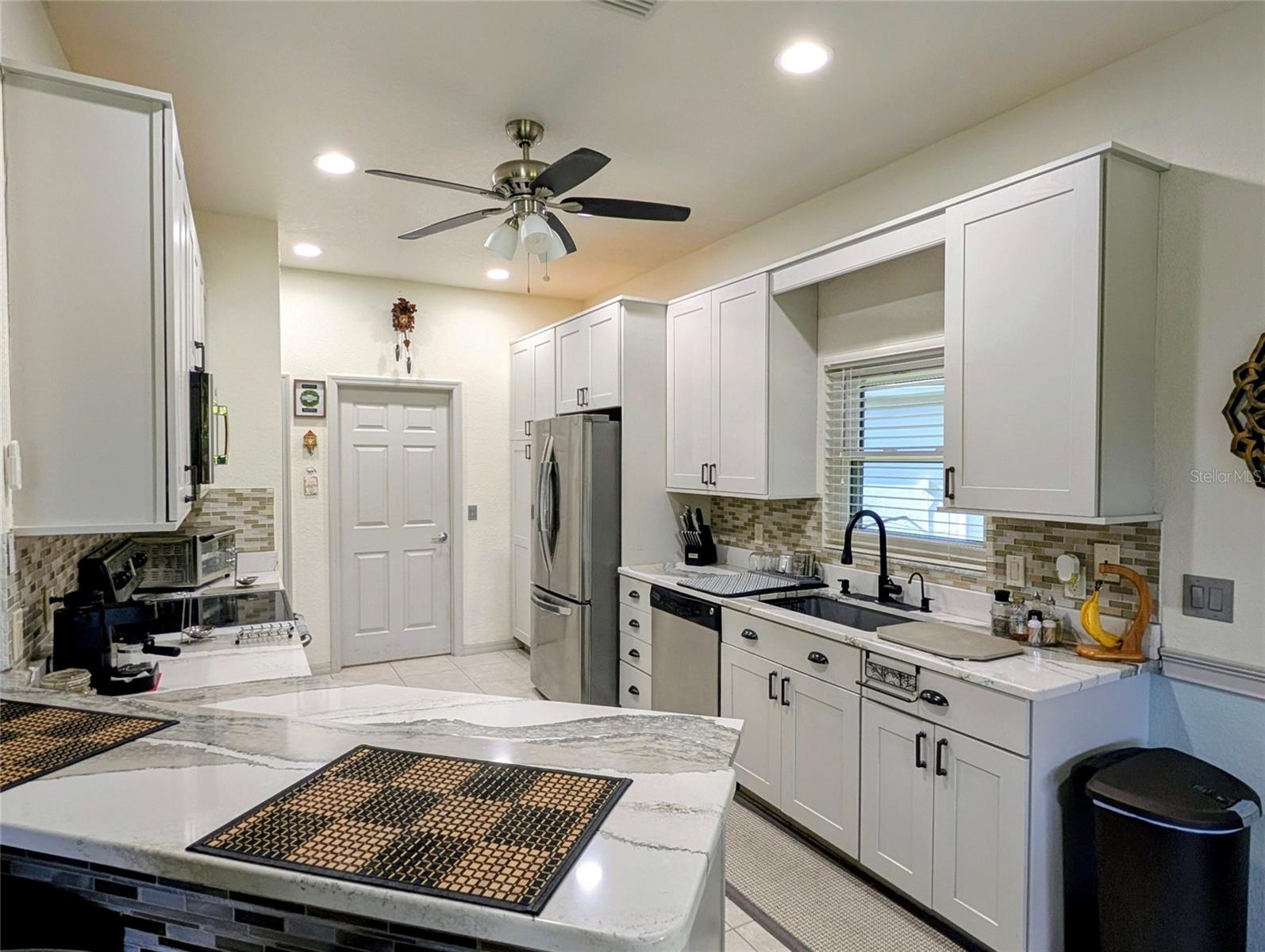 Image 16 of 66 For 5201 Green Drive