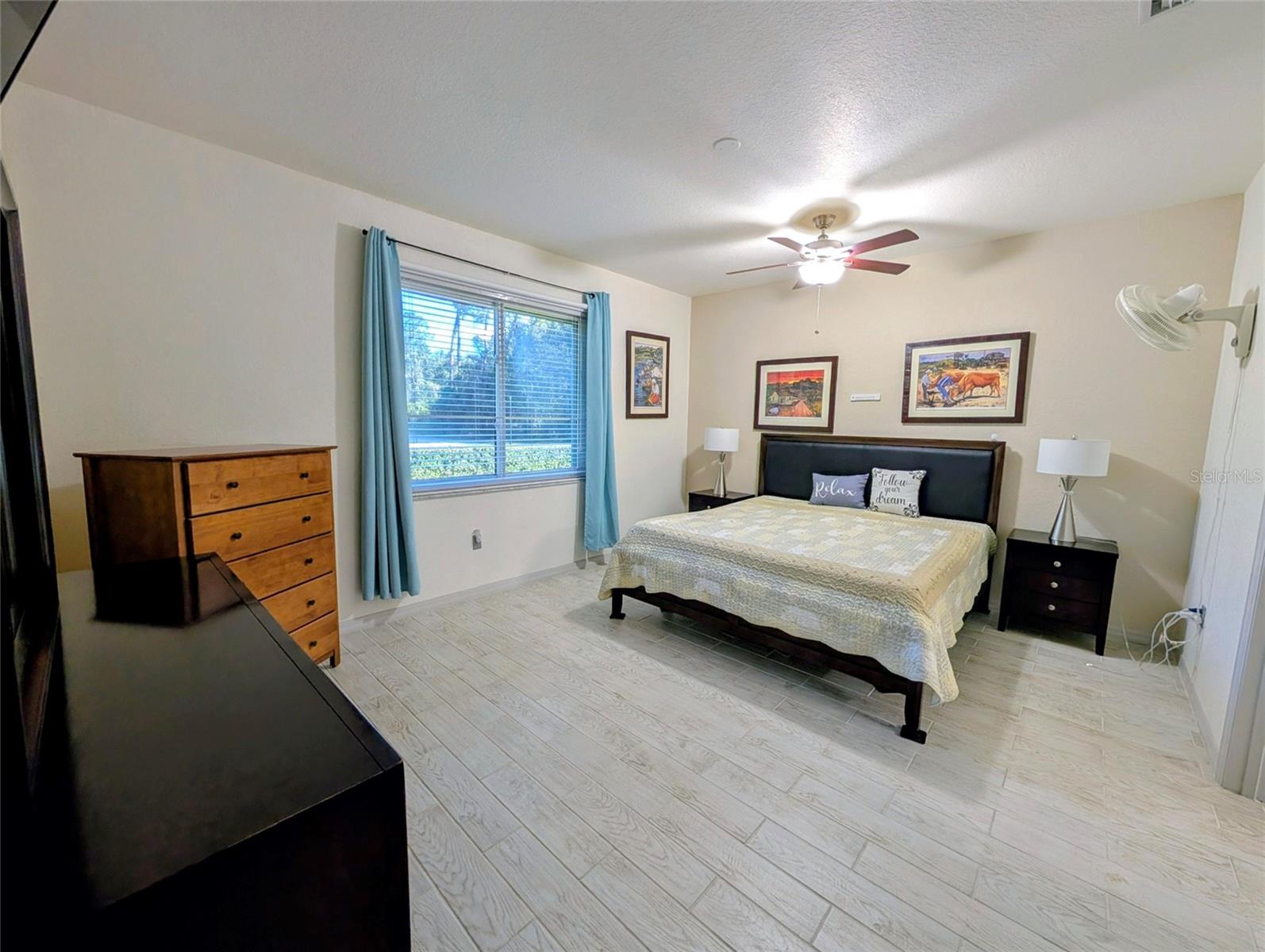 Image 23 of 66 For 5201 Green Drive