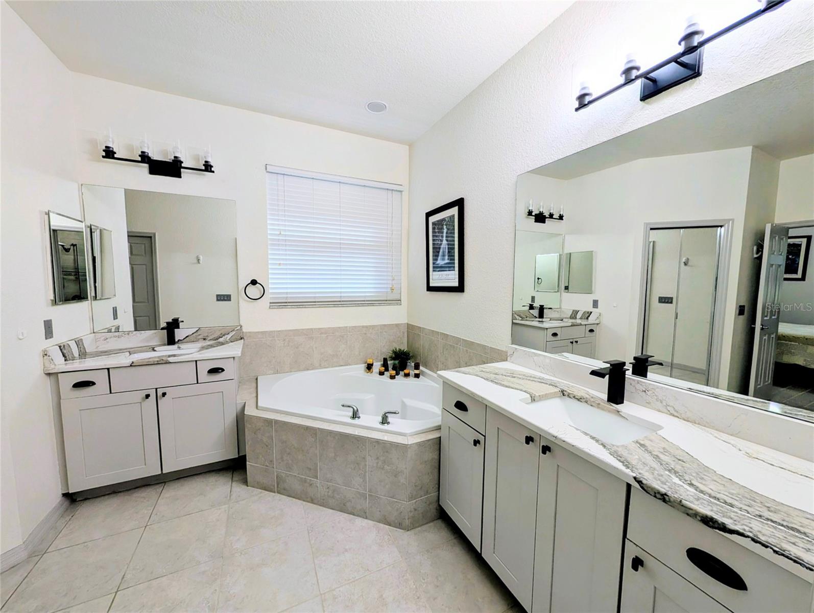 Image 32 of 66 For 5201 Green Drive