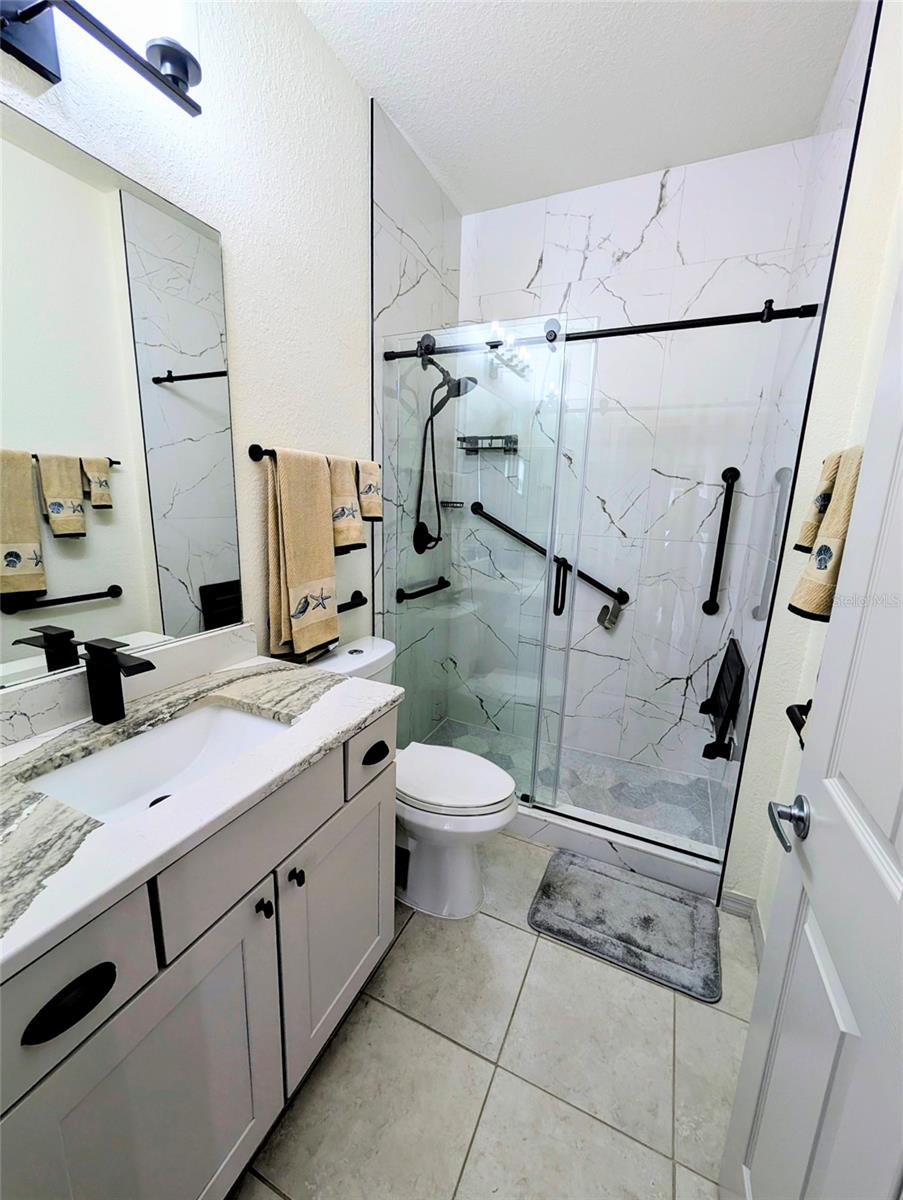 Image 38 of 66 For 5201 Green Drive