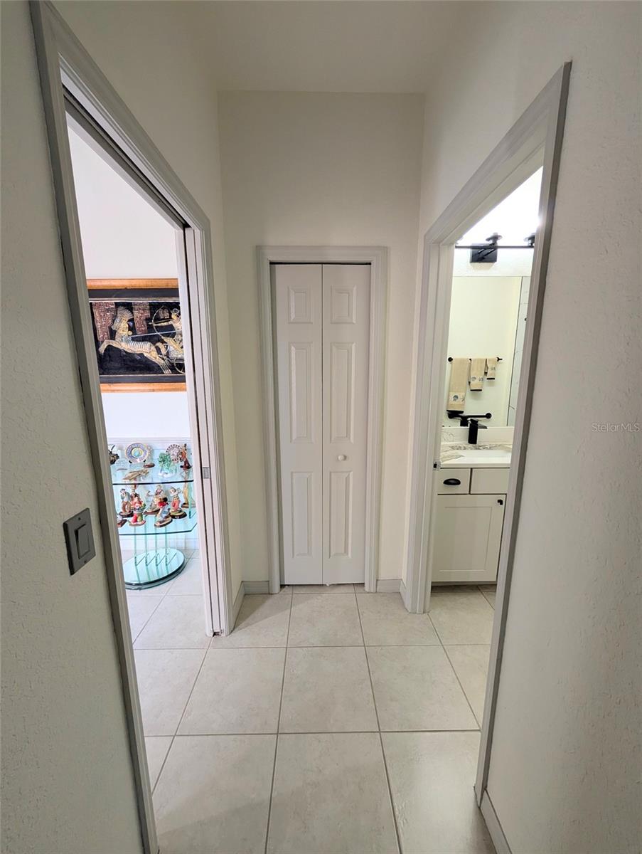 Image 42 of 66 For 5201 Green Drive