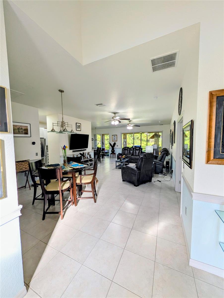 Image 9 of 66 For 5201 Green Drive