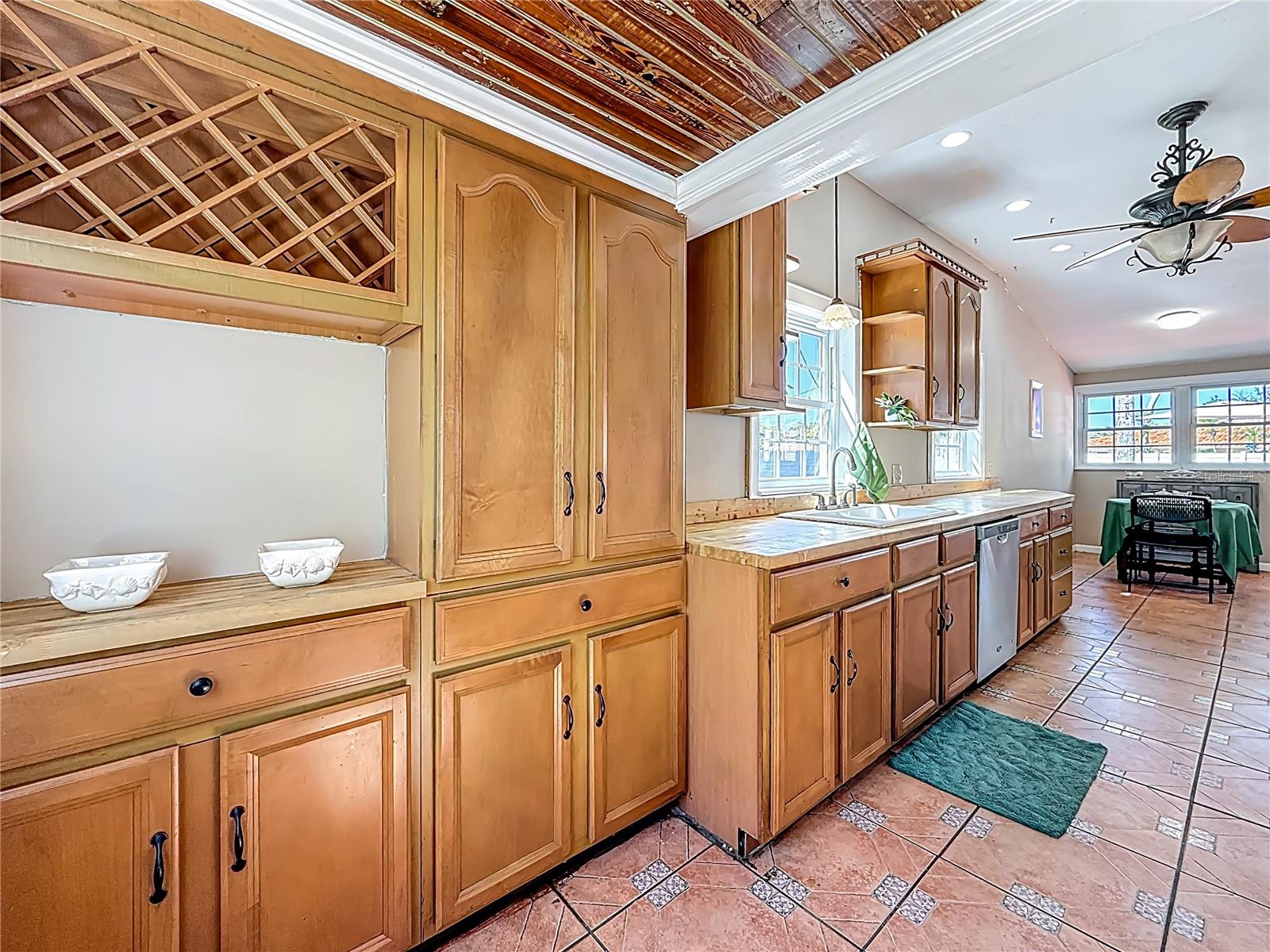 Image 10 of 71 For 8352 Ridge Road