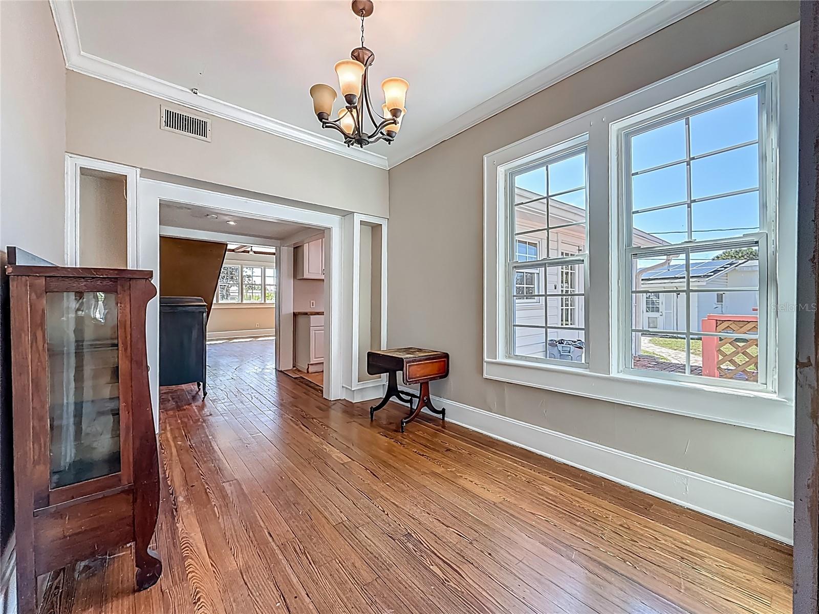 Image 18 of 71 For 8352 Ridge Road