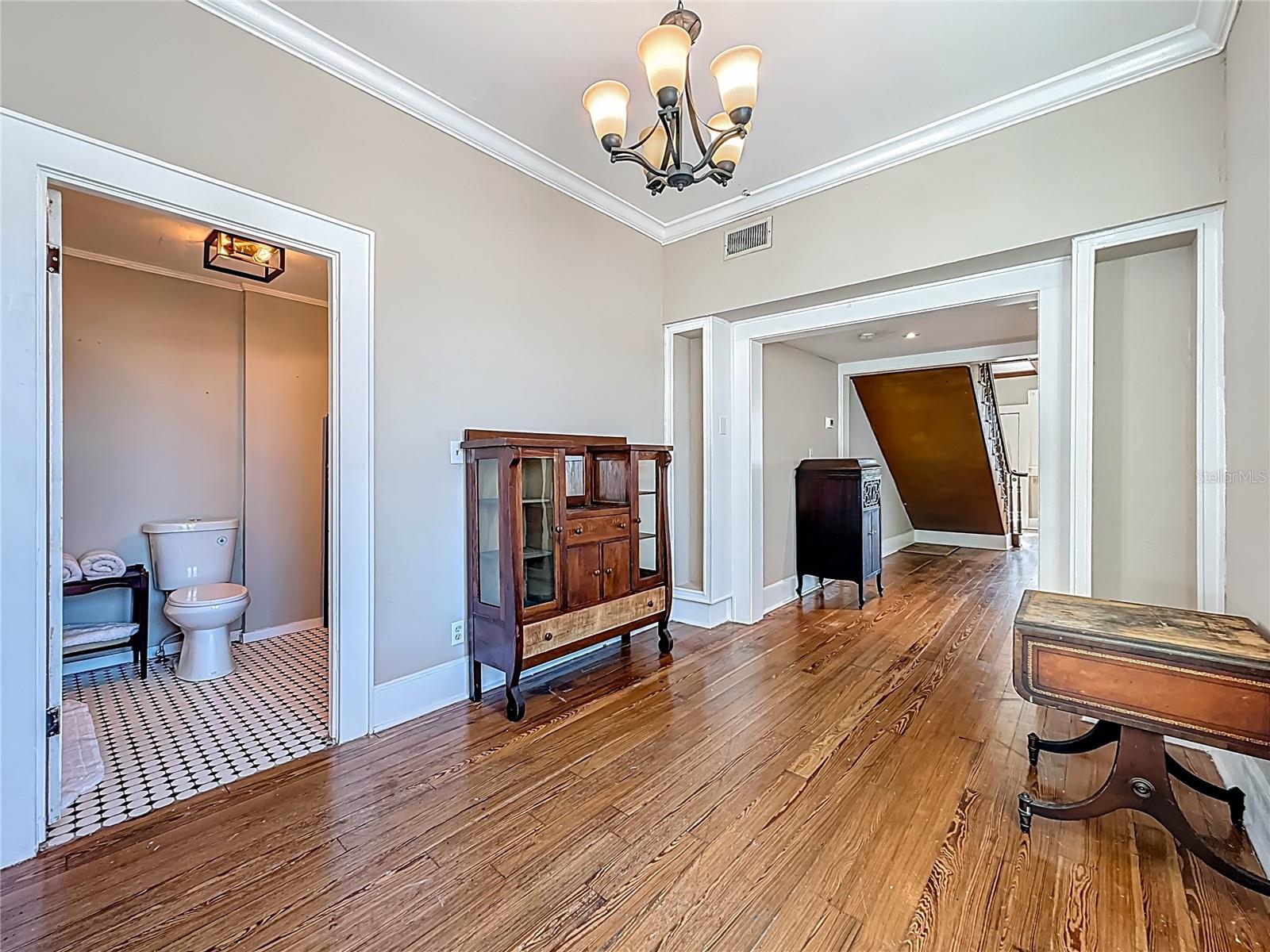 Image 19 of 71 For 8352 Ridge Road