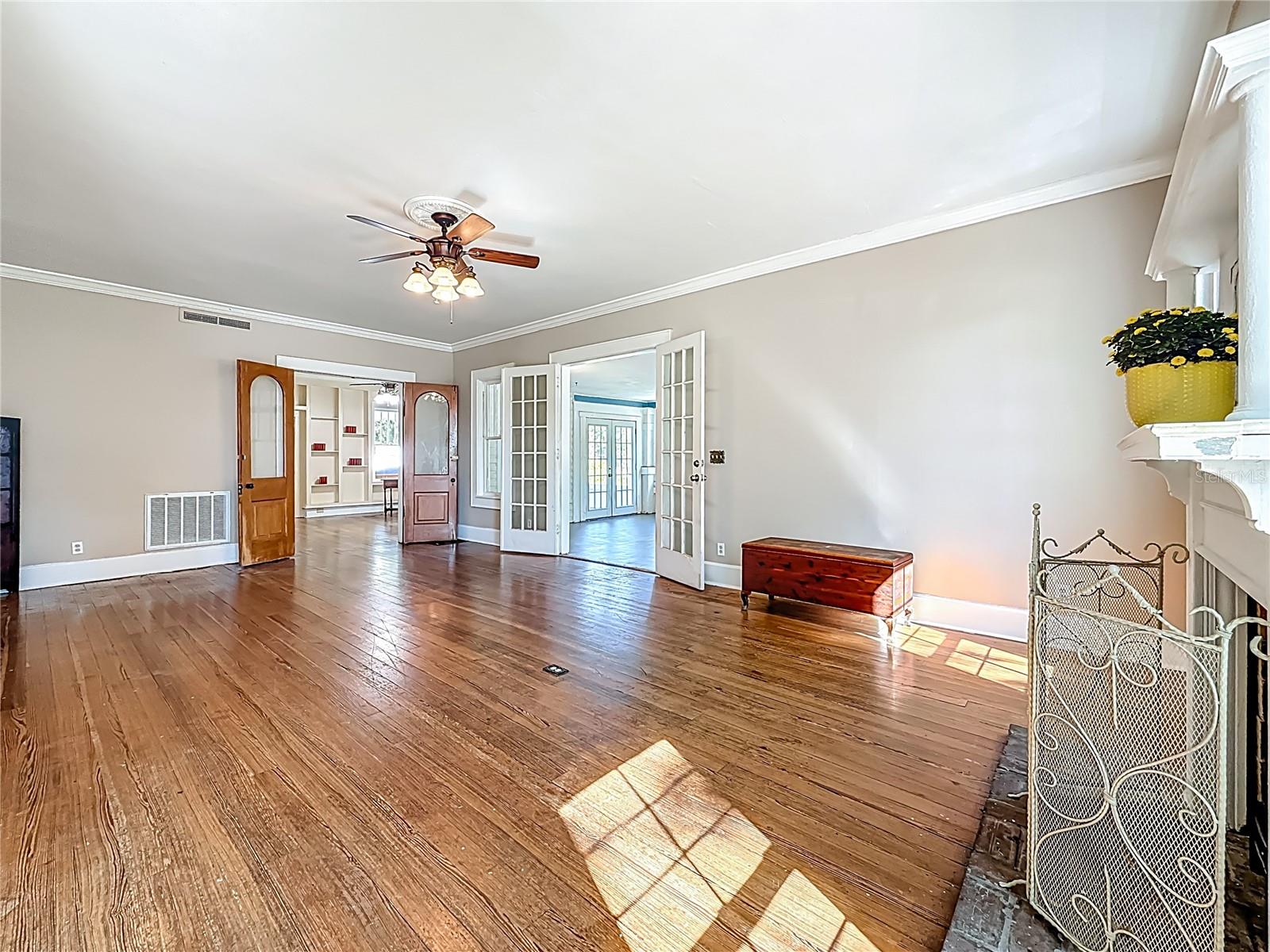 Image 27 of 71 For 8352 Ridge Road