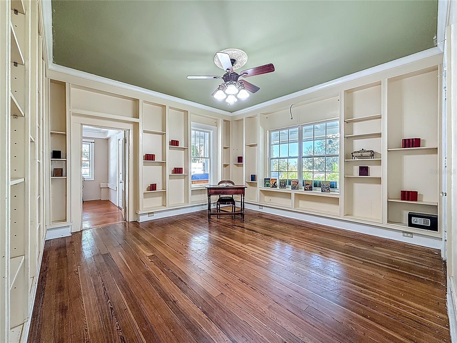 Image 29 of 71 For 8352 Ridge Road