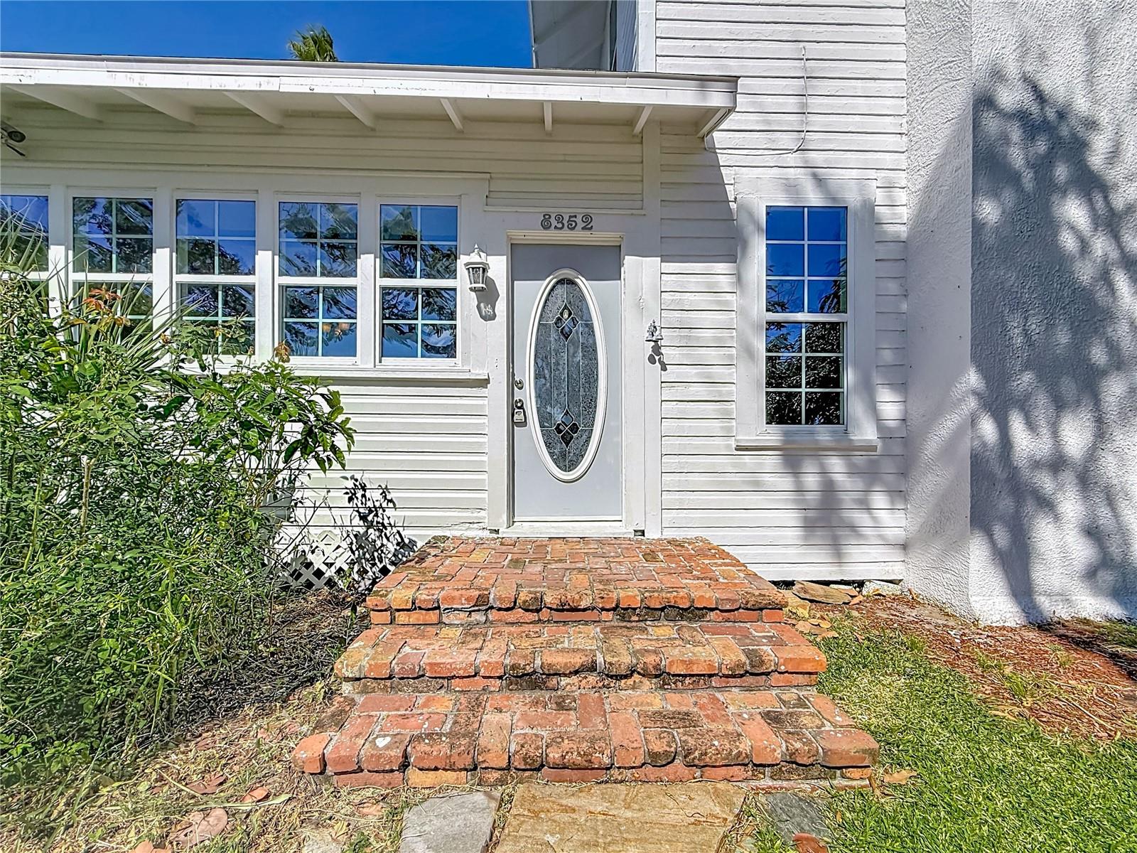 Image 4 of 71 For 8352 Ridge Road