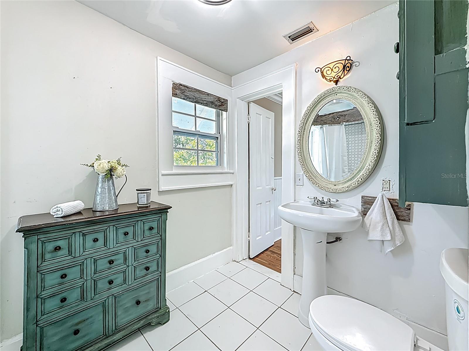 Image 40 of 71 For 8352 Ridge Road