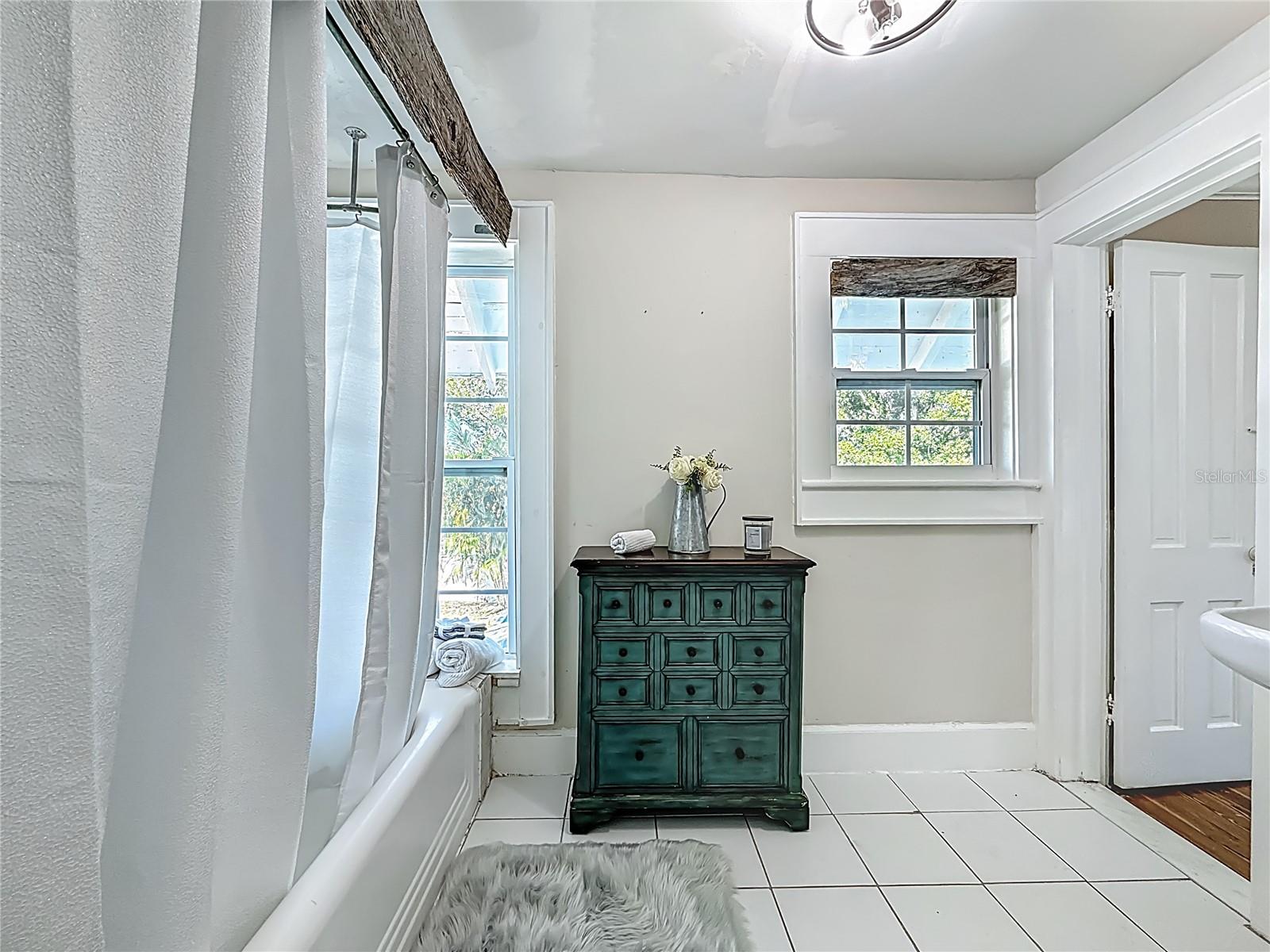 Image 41 of 71 For 8352 Ridge Road