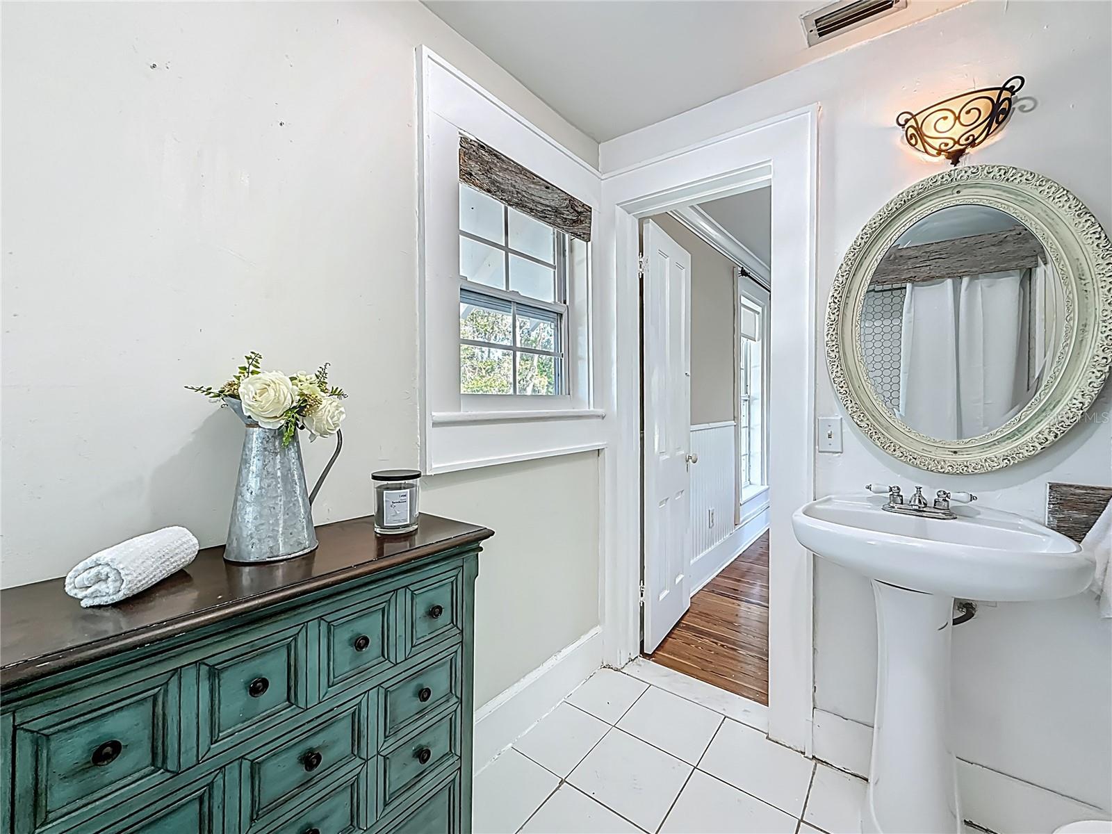 Image 42 of 71 For 8352 Ridge Road