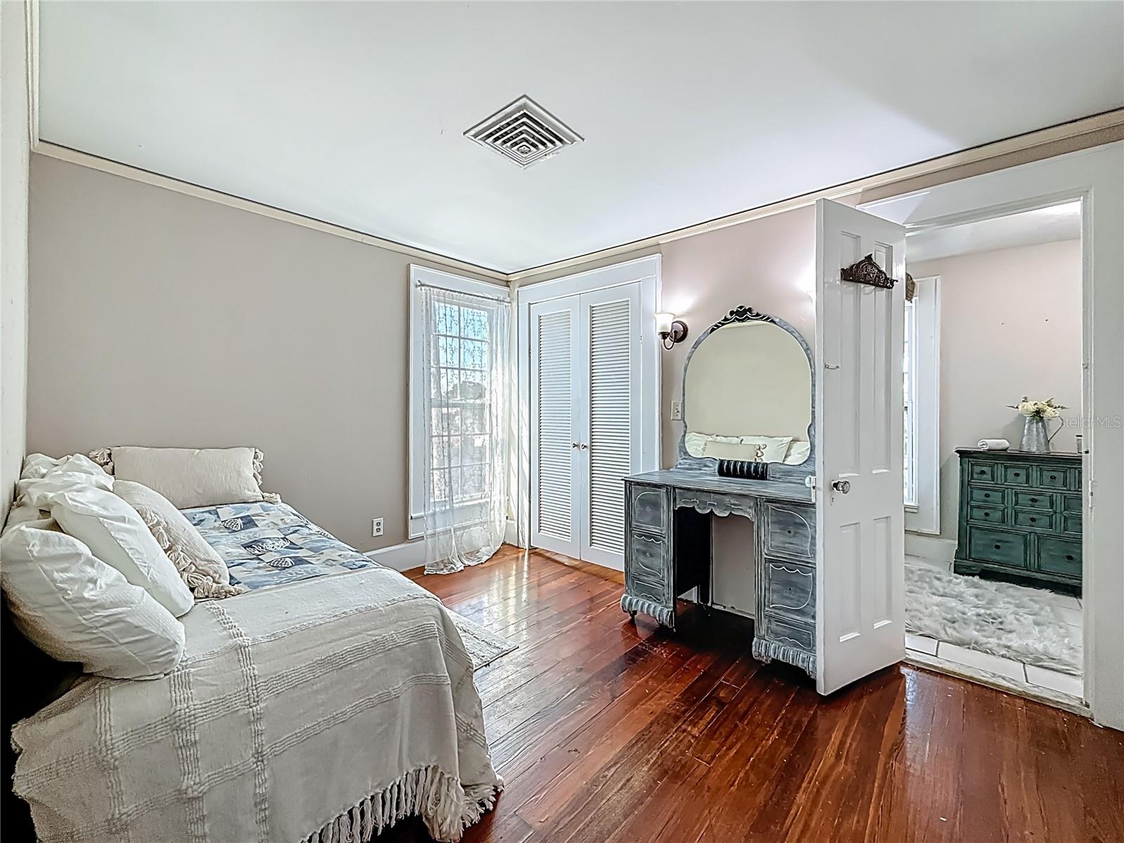 Image 44 of 71 For 8352 Ridge Road