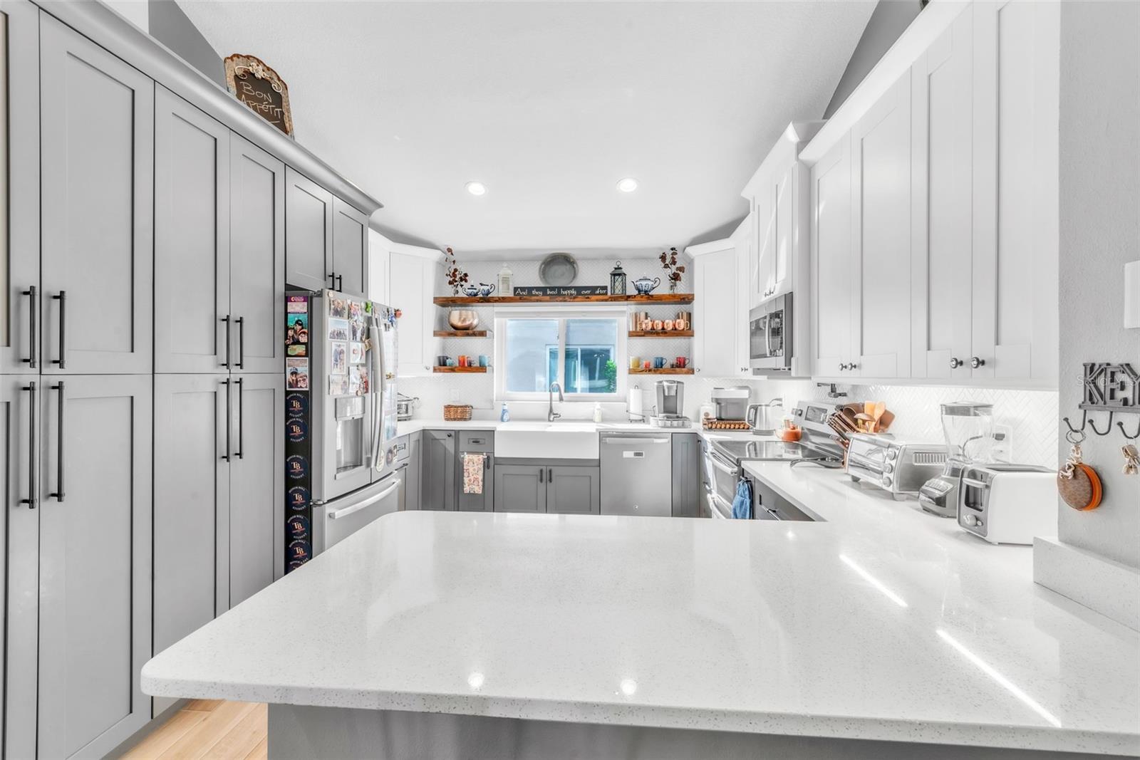 Image 10 of 30 For 6206 Farthing Street