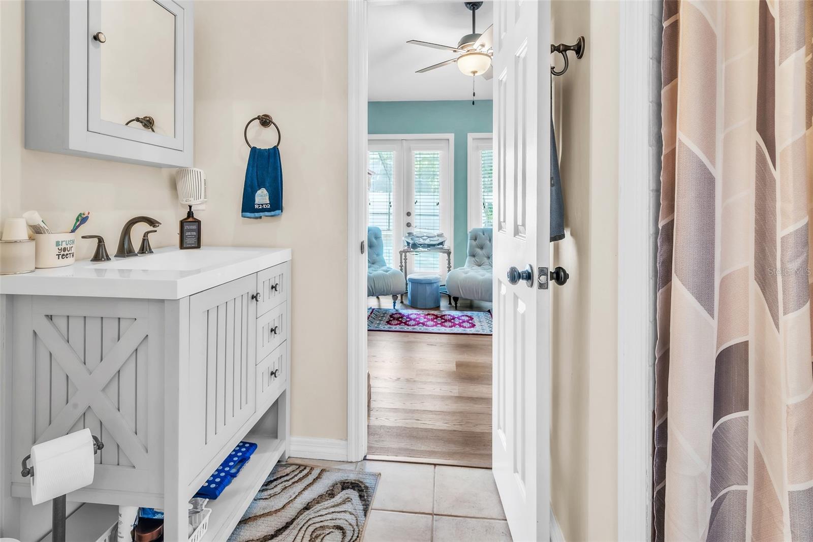 Image 23 of 30 For 6206 Farthing Street