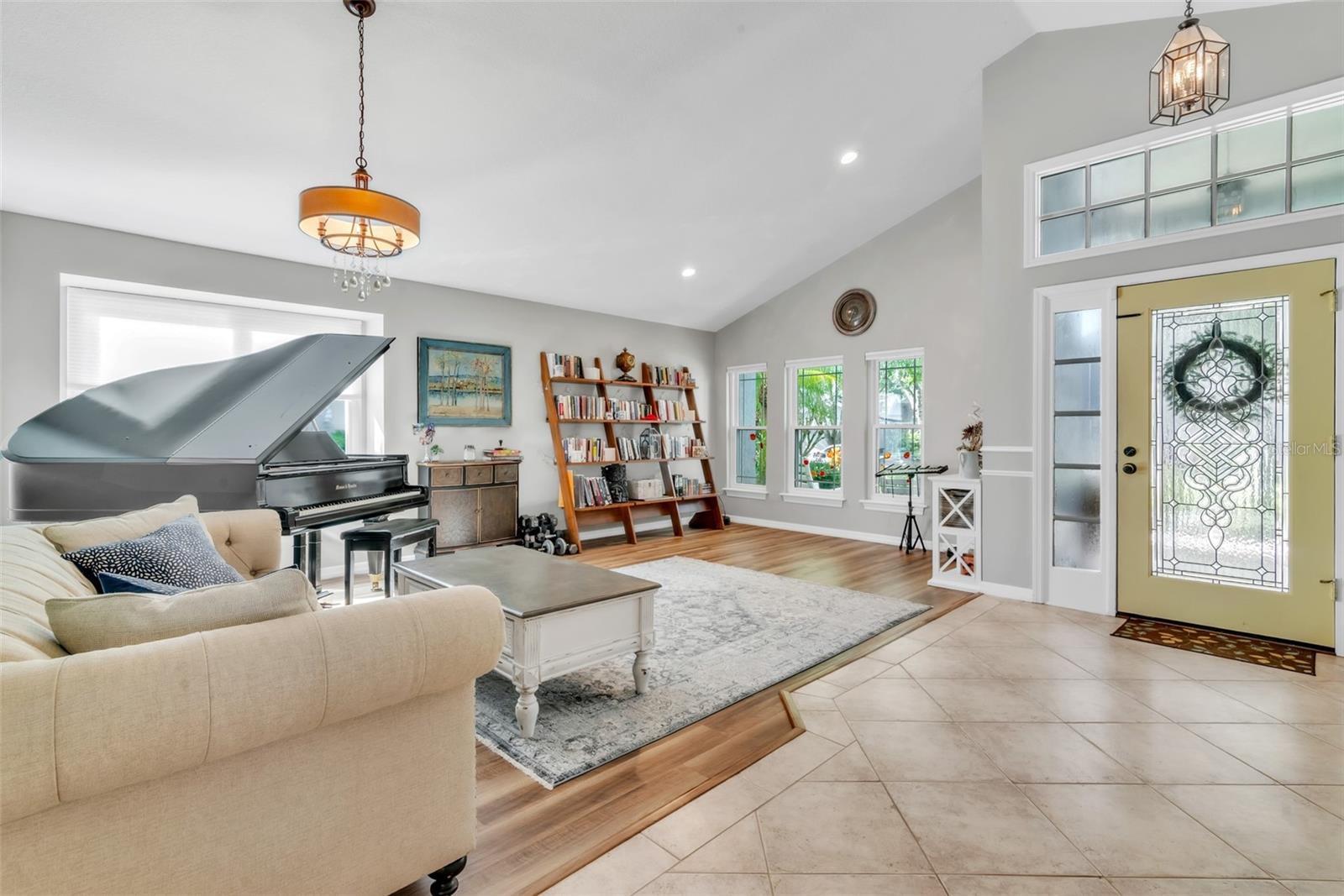 Image 3 of 30 For 6206 Farthing Street