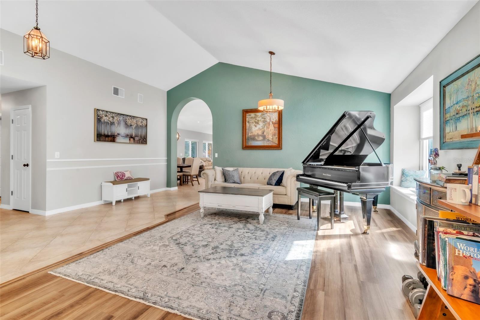 Image 4 of 30 For 6206 Farthing Street