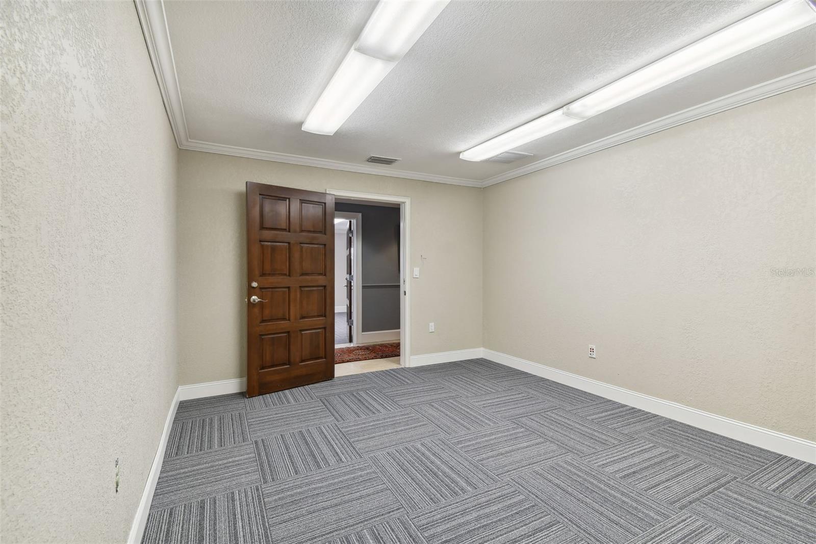 Image 19 of 24 For 1137 Bartow Road 202