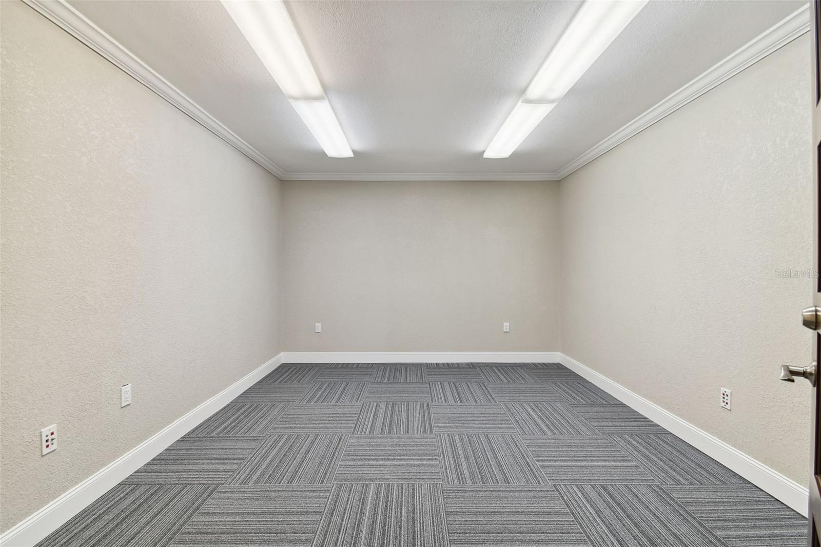 Image 20 of 24 For 1137 Bartow Road 202