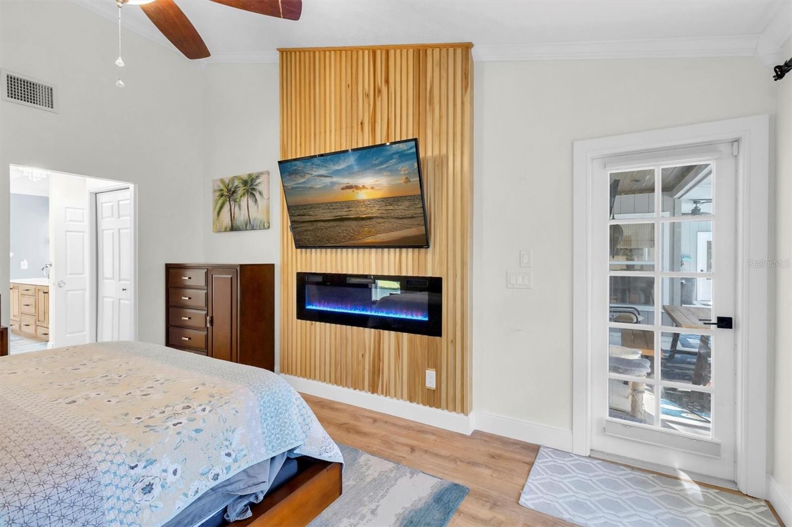 Image 20 of 47 For 17602 Simms Road