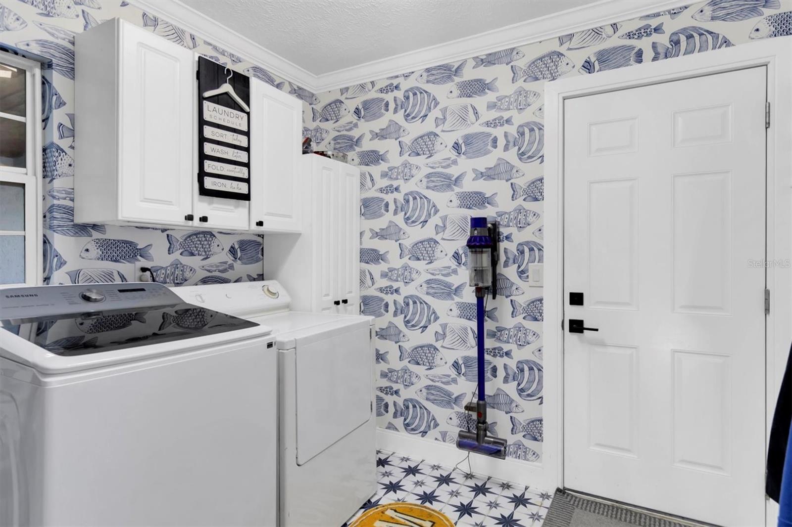 Image 33 of 47 For 17602 Simms Road