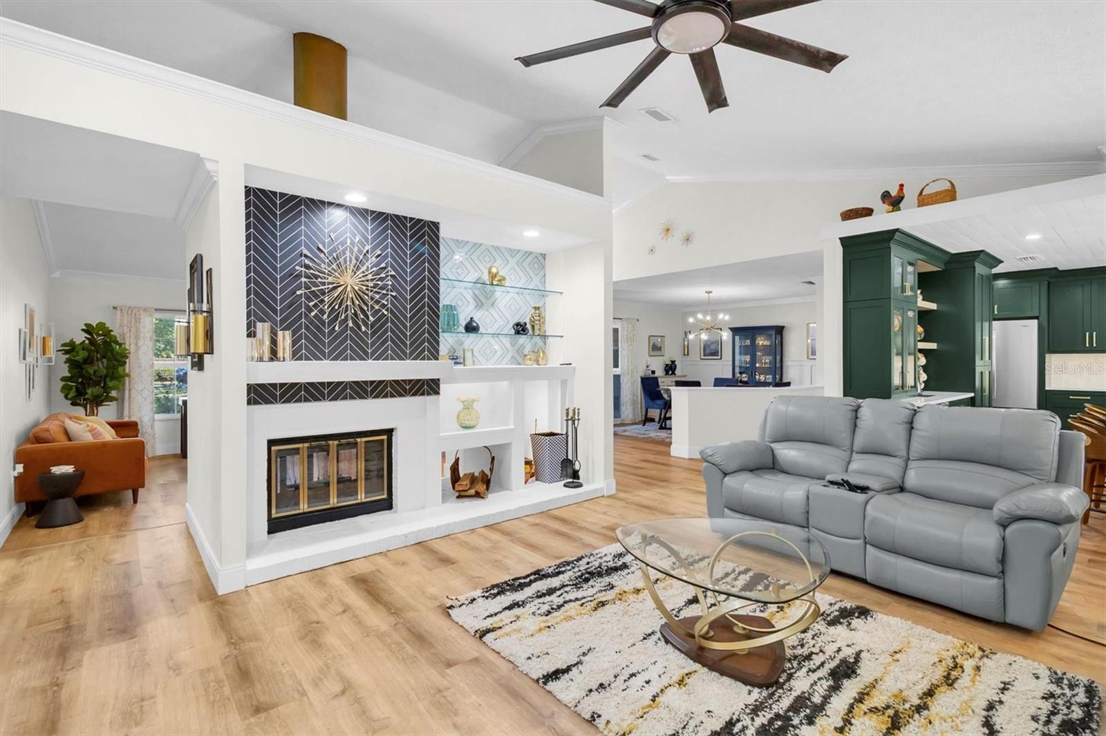 Image 7 of 47 For 17602 Simms Road