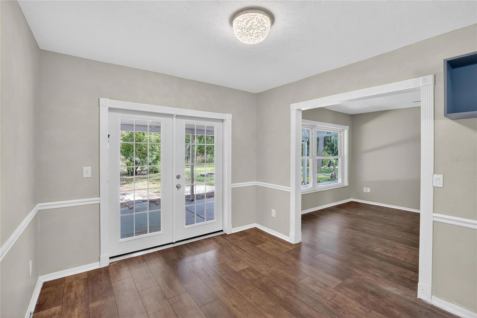 Image 20 of 52 For 206 Van Gogh Circle