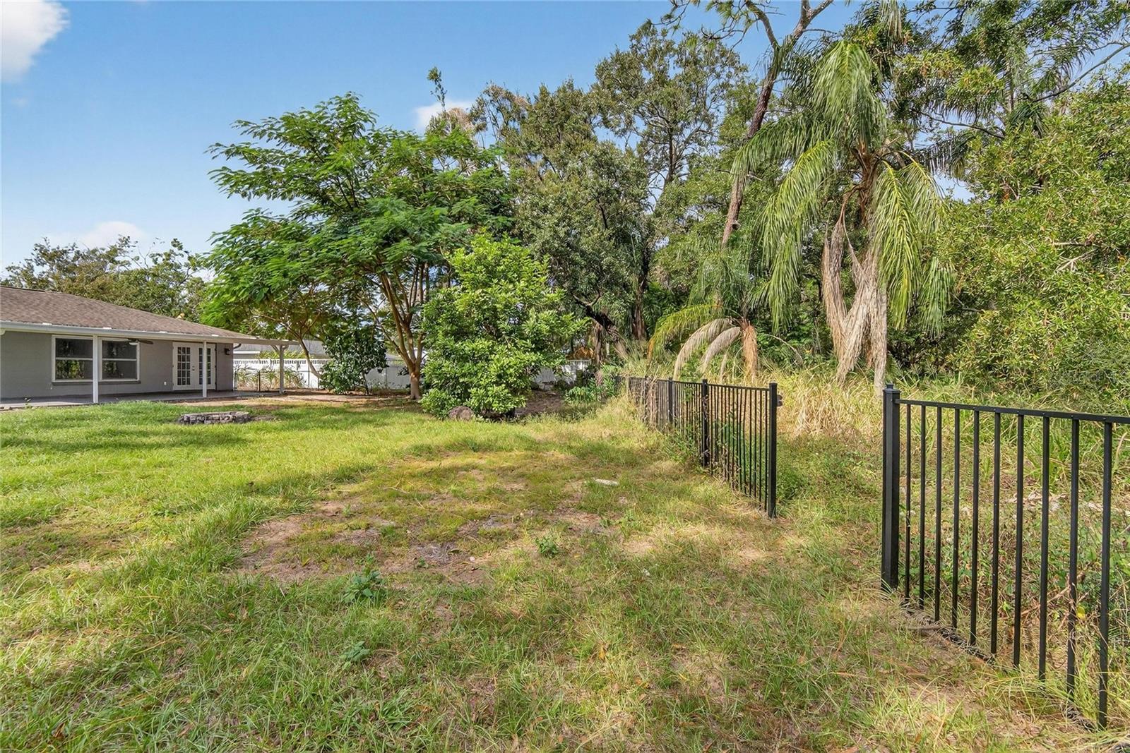 Image 47 of 52 For 206 Van Gogh Circle