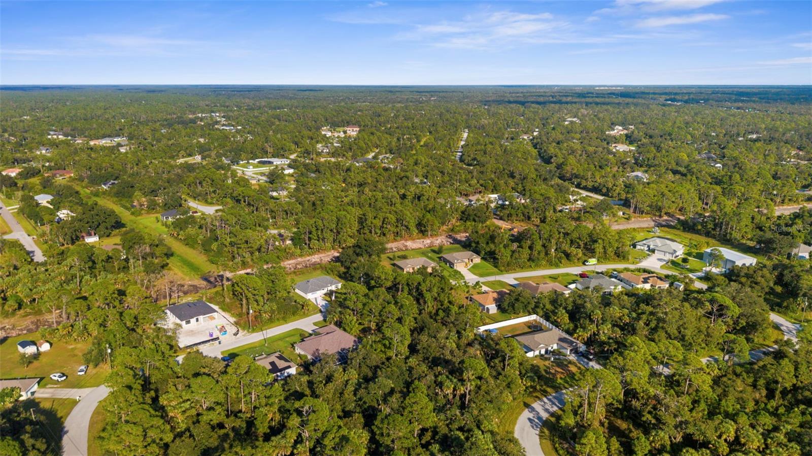 Image 2 of 6 For 18 Beckwith Avenue