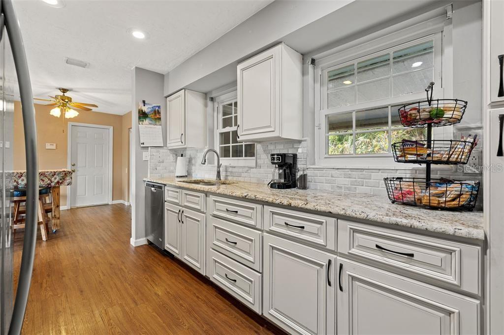 Image 9 of 15 For 11419 72nd Terrace