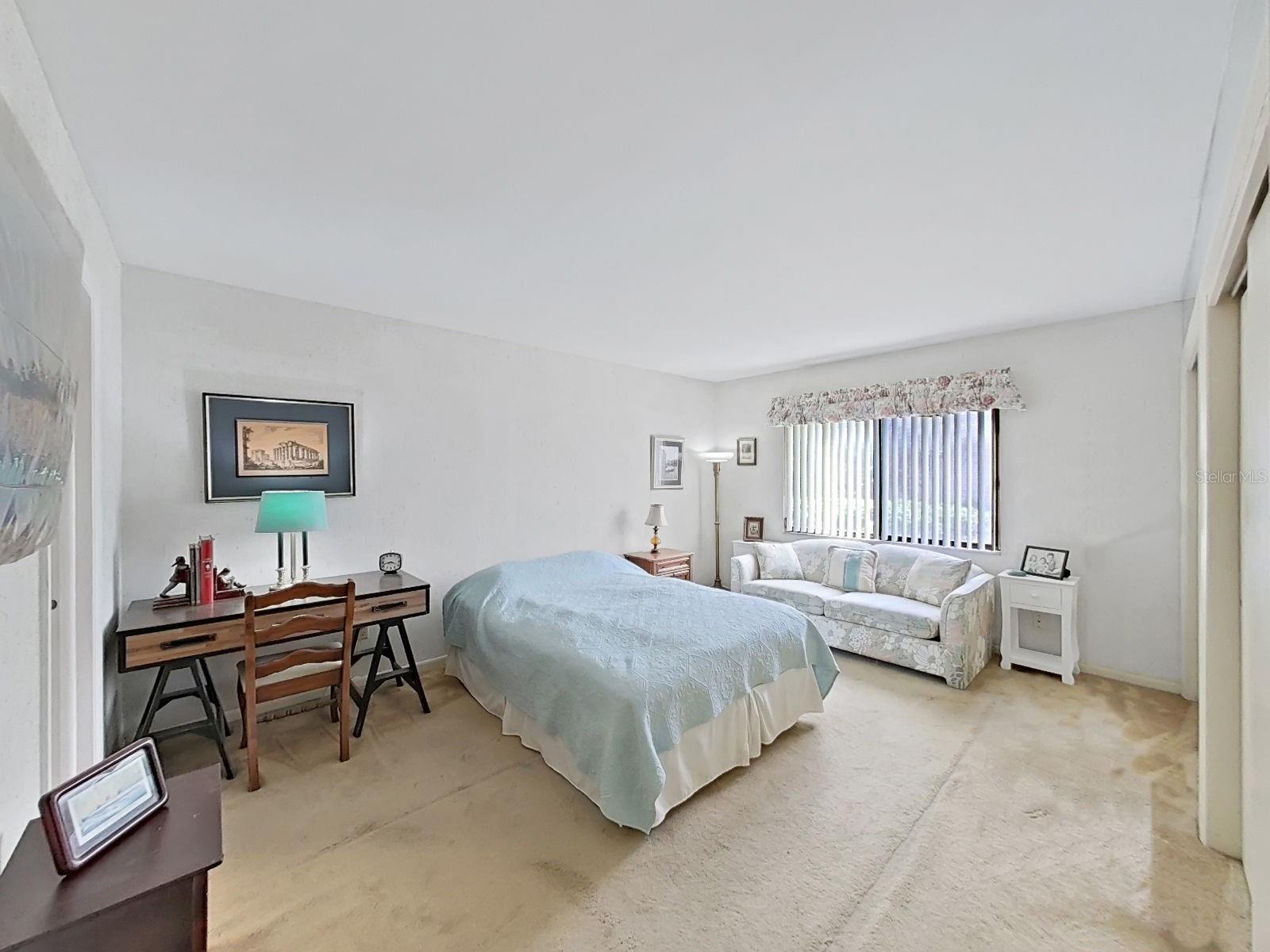 Image 21 of 46 For 4118 Pinelake Lane 102