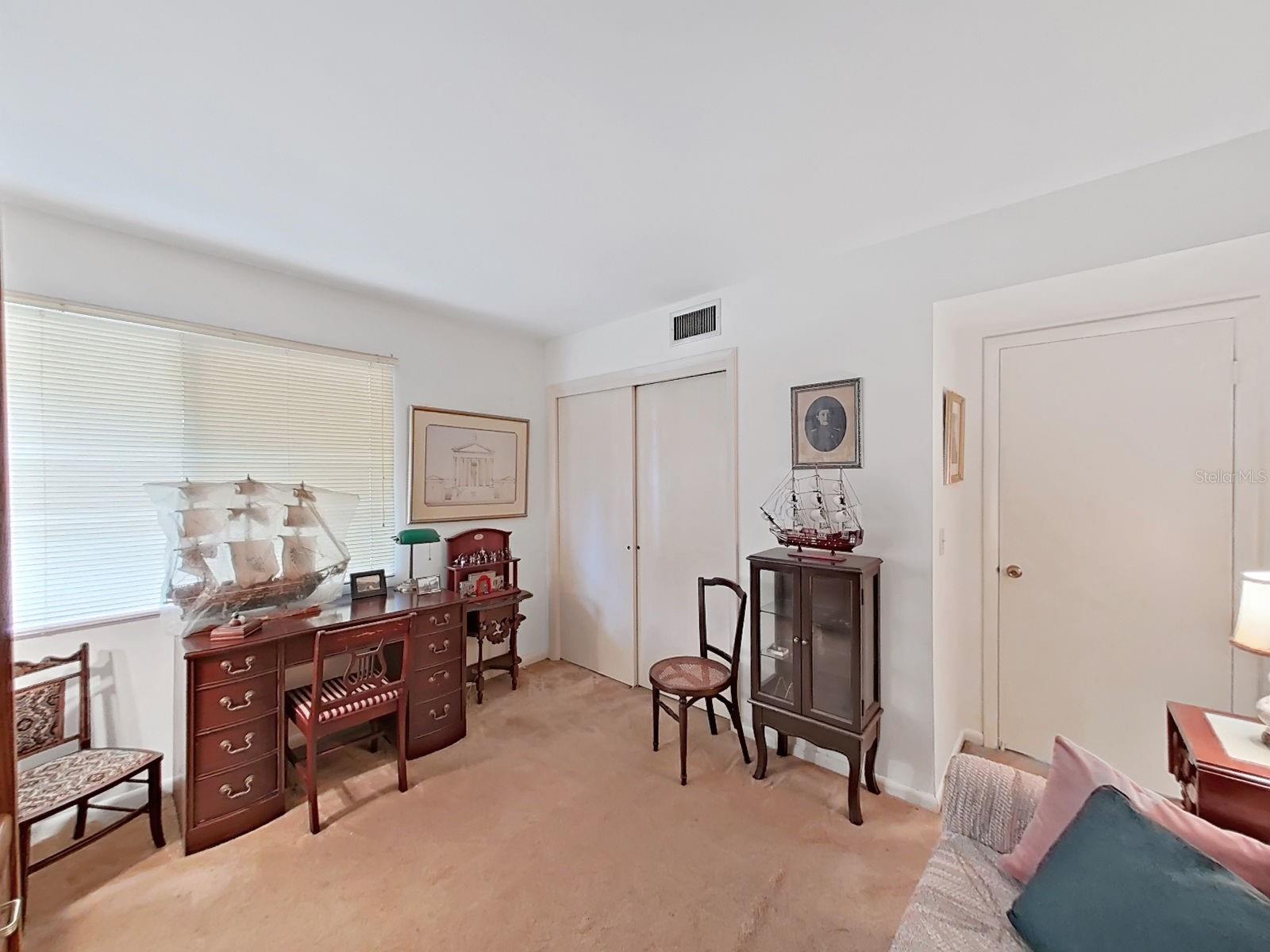 Image 27 of 46 For 4118 Pinelake Lane 102