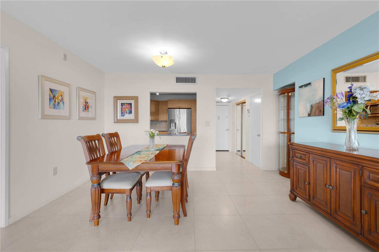 Image 23 of 50 For 3701 Country Club Drive 1009