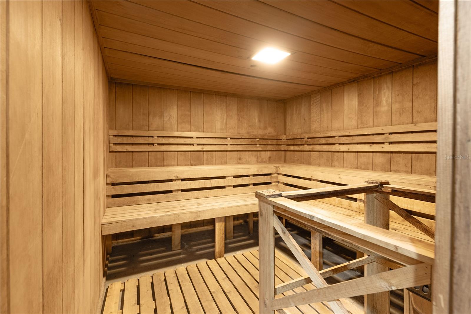 Image 40 of 50 For 3701 Country Club Drive 1009