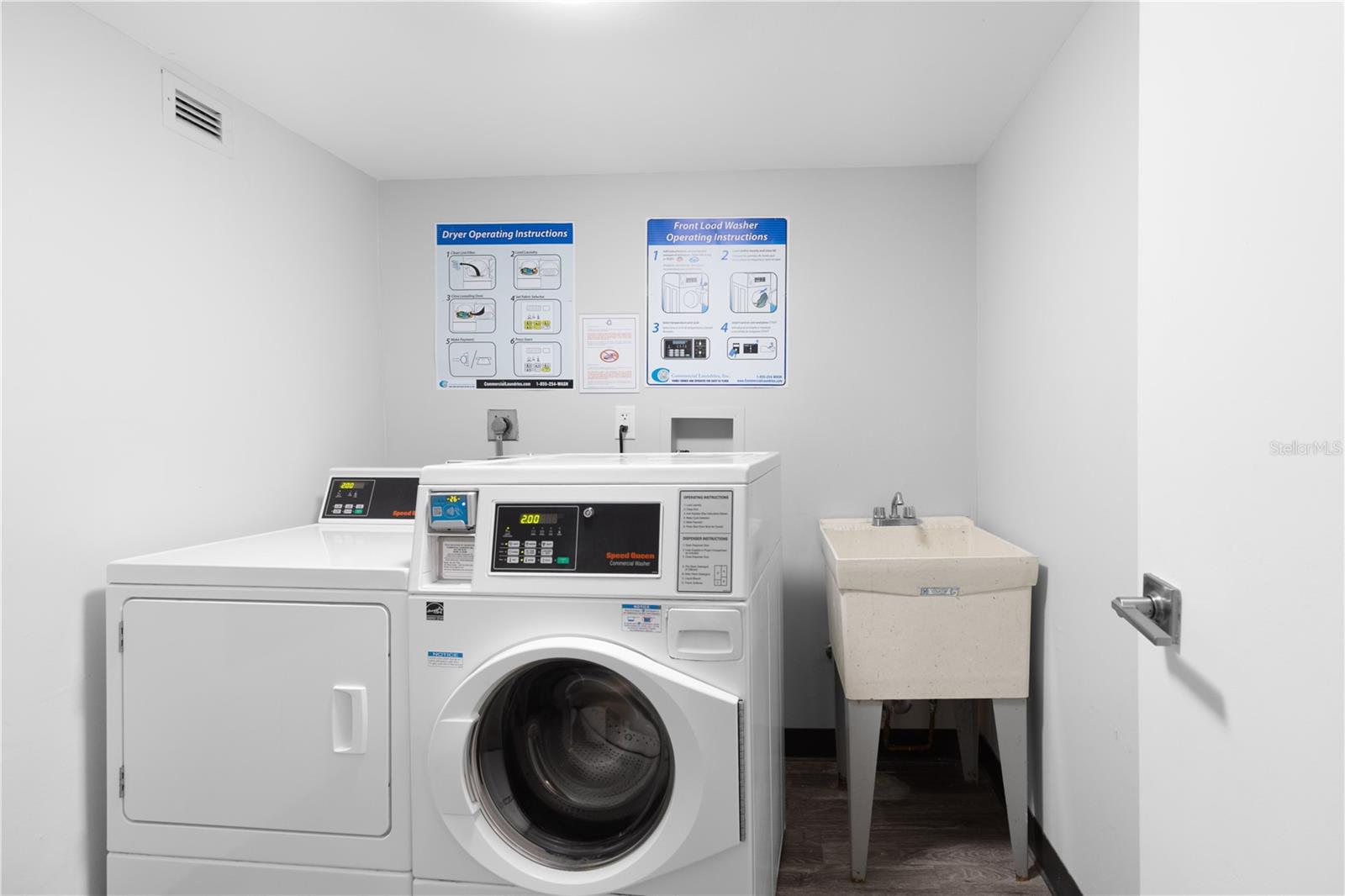 Image 47 of 50 For 3701 Country Club Drive 1009