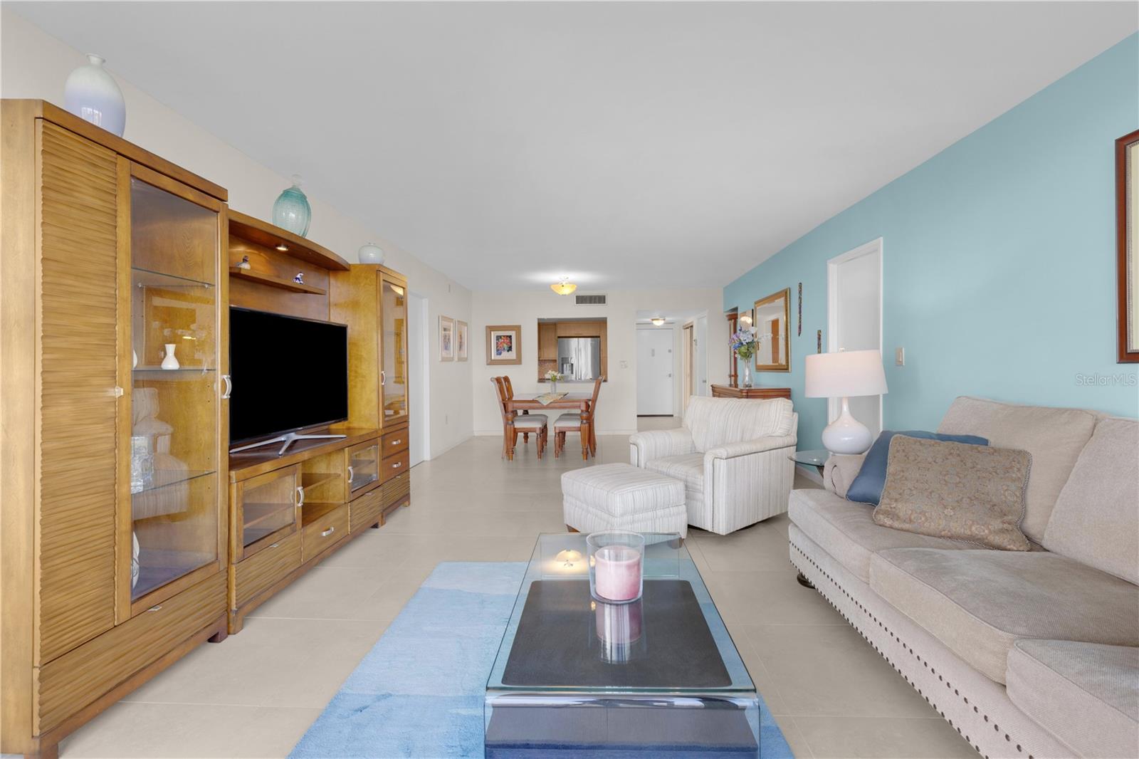 Image 7 of 50 For 3701 Country Club Drive 1009