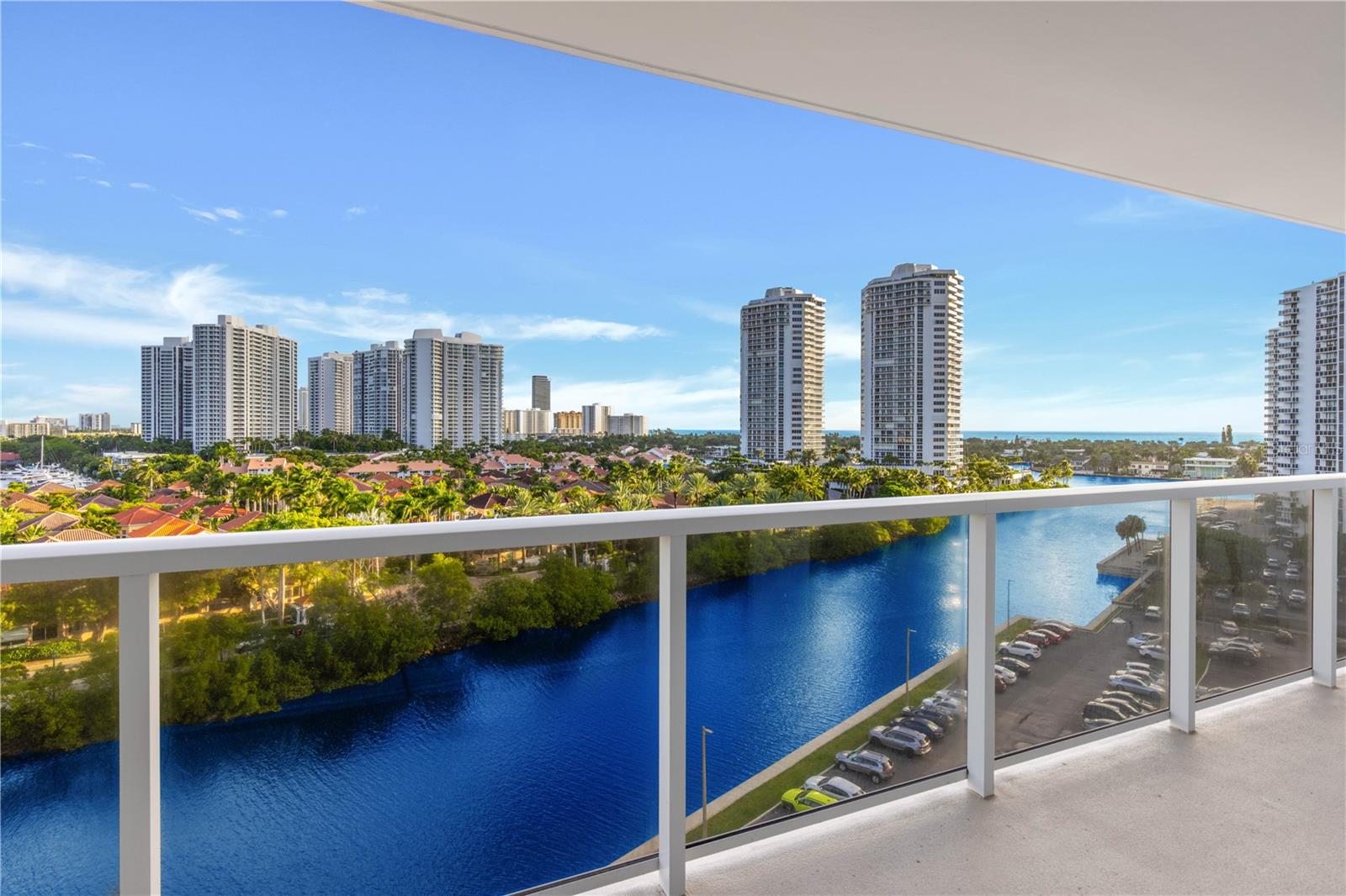 Image 9 of 50 For 3701 Country Club Drive 1009