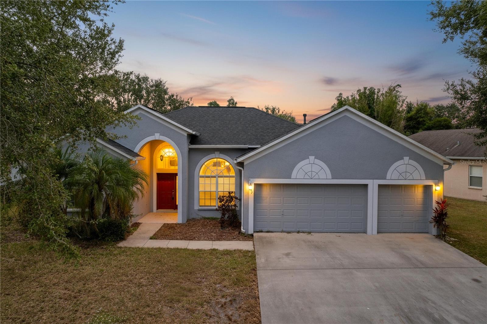 Image 13 of 94 For 6813 Regents Village Way